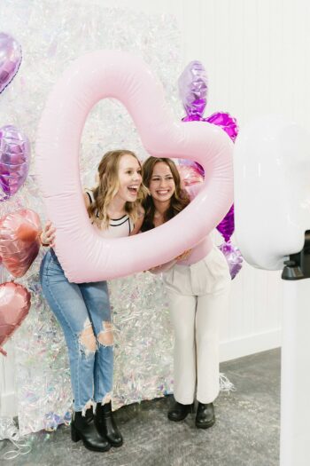 12_Iridescent_Valentine_Booth_Stock