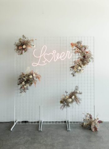1_Lover_Booth_Stock