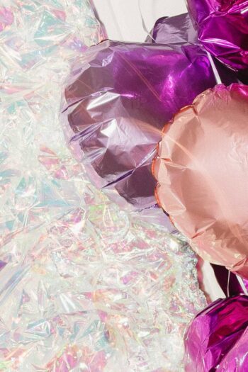8_Iridescent_Valentine_Booth_Stock