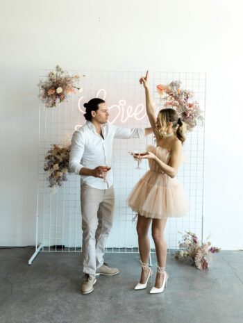 9_Lover_Booth_Stock