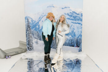 15_APRES_Models_Booth_Stock