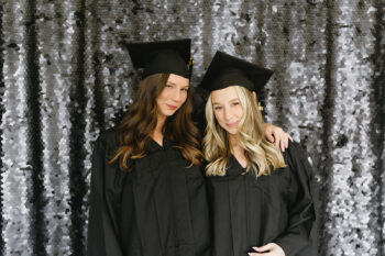 15_GRAD_Bonus_Booth_Stock