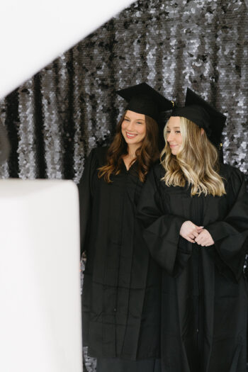 23_GRAD_Bonus_Booth_Stock