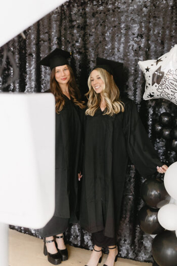 4_GRAD_Bonus_Booth_Stock