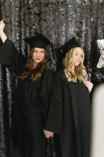 8_GRAD_Bonus_Booth_Stock