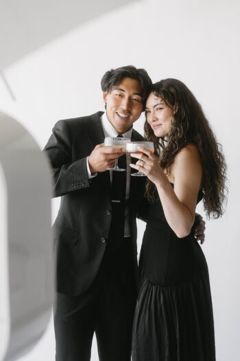 28_Glam_Portrait_Guac_Booth_Stock