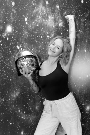 17_Space_Model_Booth_Stock