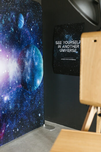 28_Space_Icon_Booth_Stock