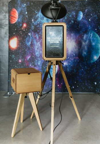 29_Space_Icon_Booth_Stock