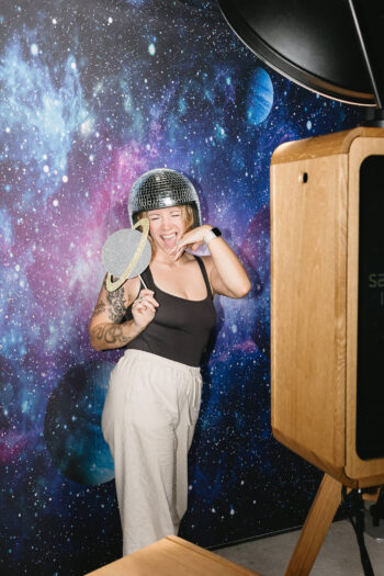 33_Space_Icon_Booth_Stock