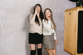 18_Dinner with Friends_Icon_Booth_Stock