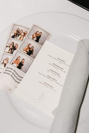 42_Dinner with Friends_Details_Booth_Stock