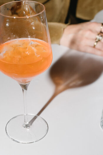 49_Dinner with Friends_Details_Booth_Stock