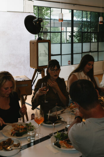 63_Dinner with Friends_Icon_Booth_Stock